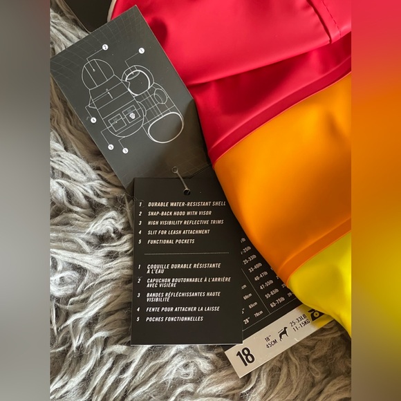 Canada Pooch Rainbow/Pride Torrential Tracker Dog 18” Rain Jacket - Picture 8 of 8